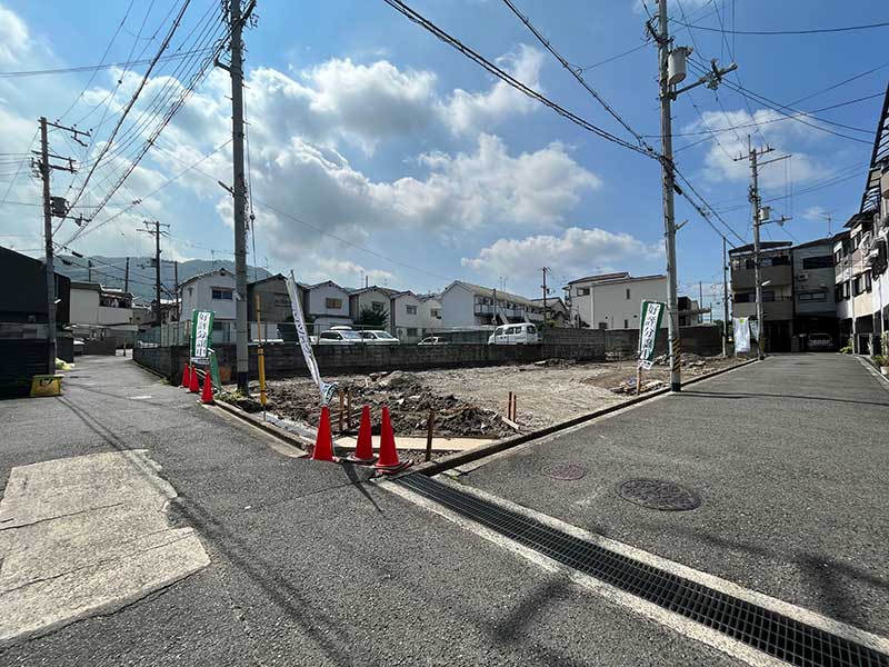 エンジェルコート南四条町3期前面道路含む現地