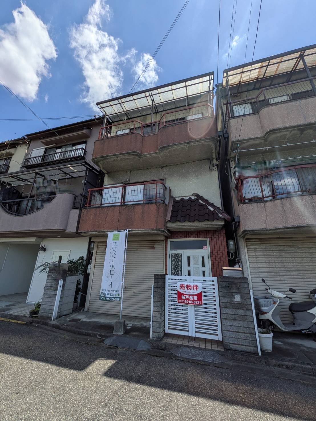 現在の販売中の不動産：【中古戸建】　中石切町　690万円