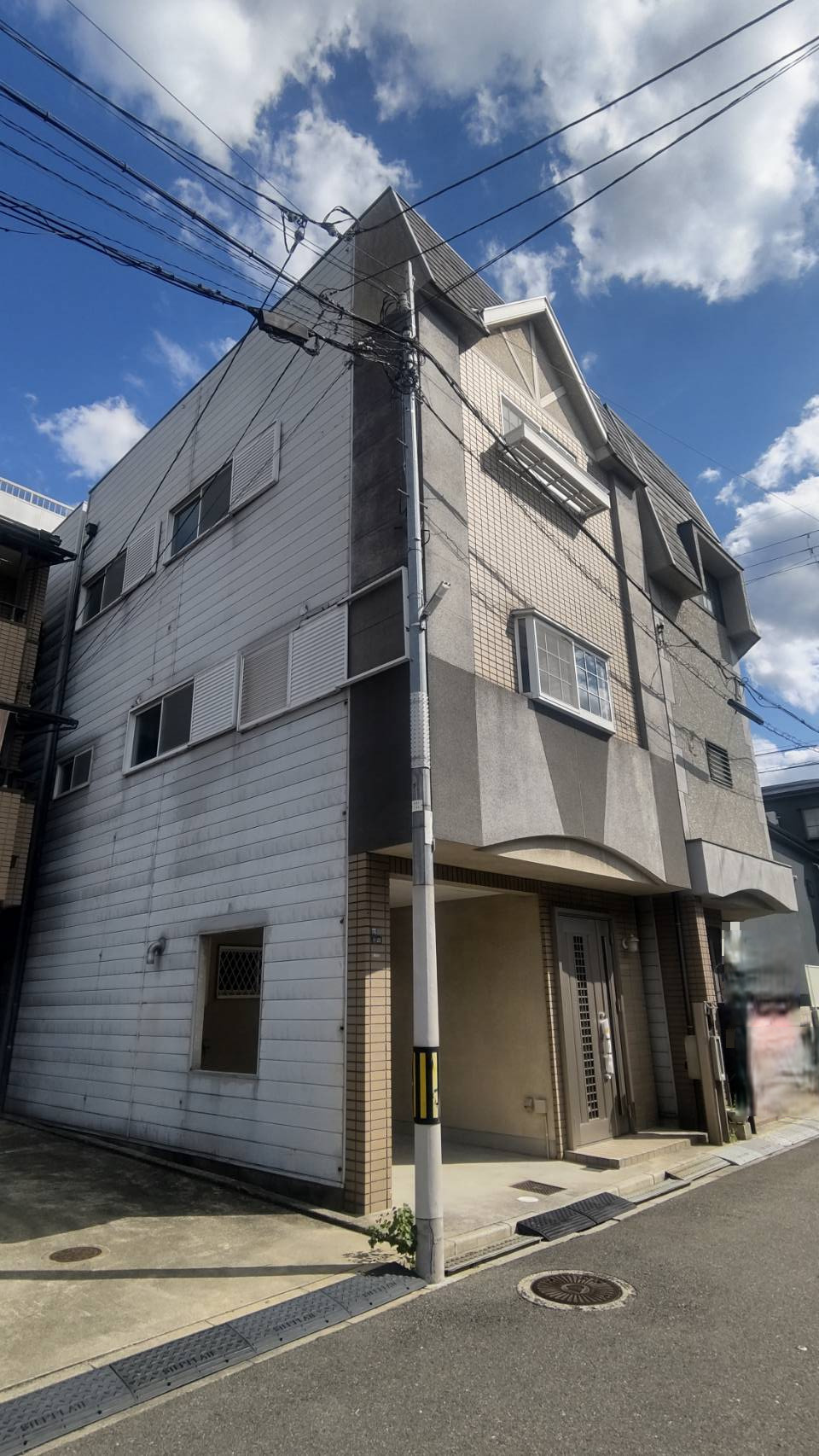 現在の販売中の不動産：【中古戸建】　大蓮東　1980万円