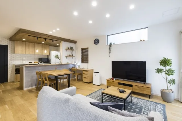 東大阪での中古一戸建てフルリノベーション施工例・開放的なLDKと自分らしい暮らしの実現