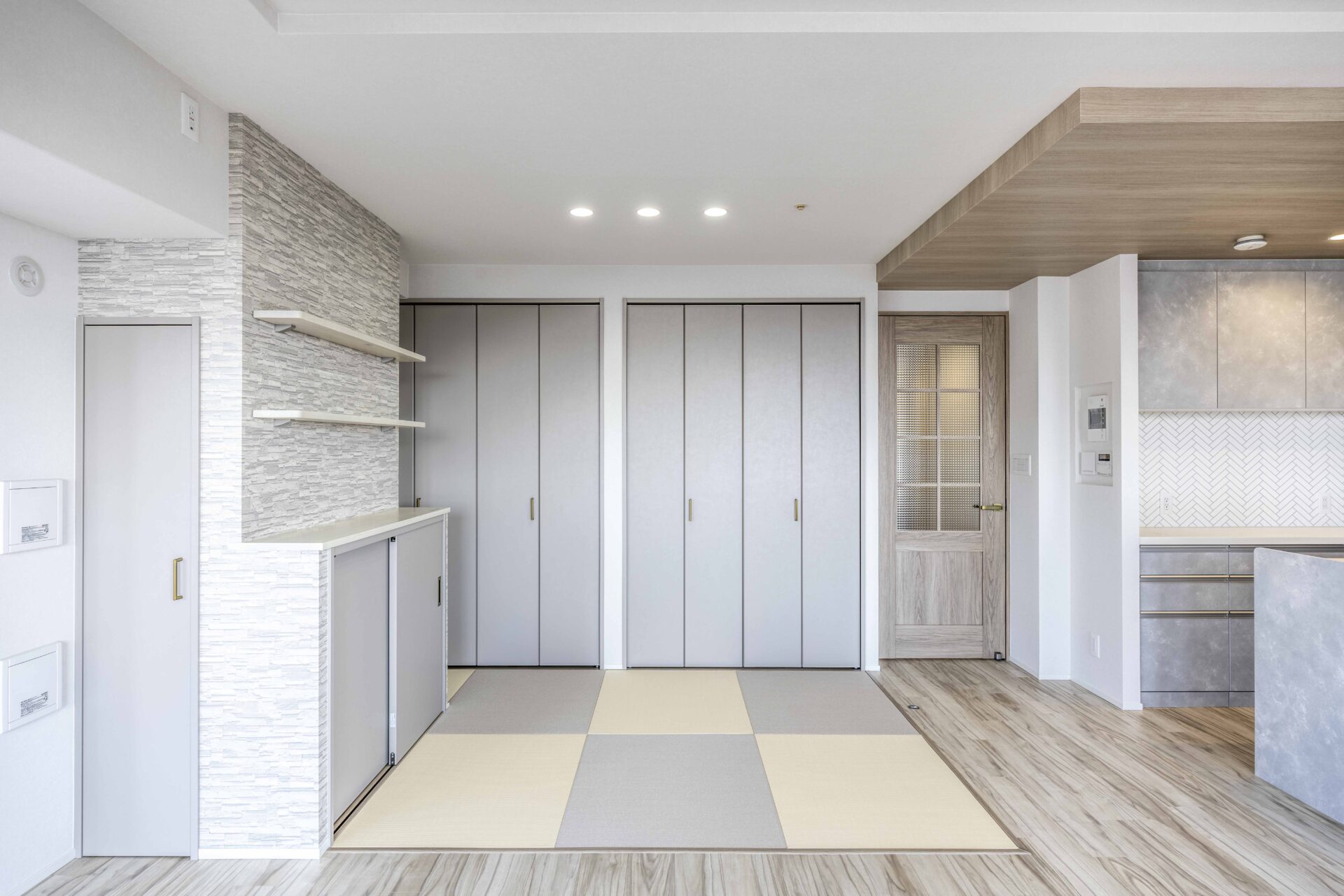 畳スペースから見たLDK1